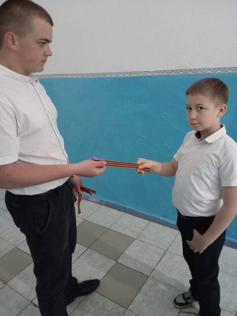 1000133122